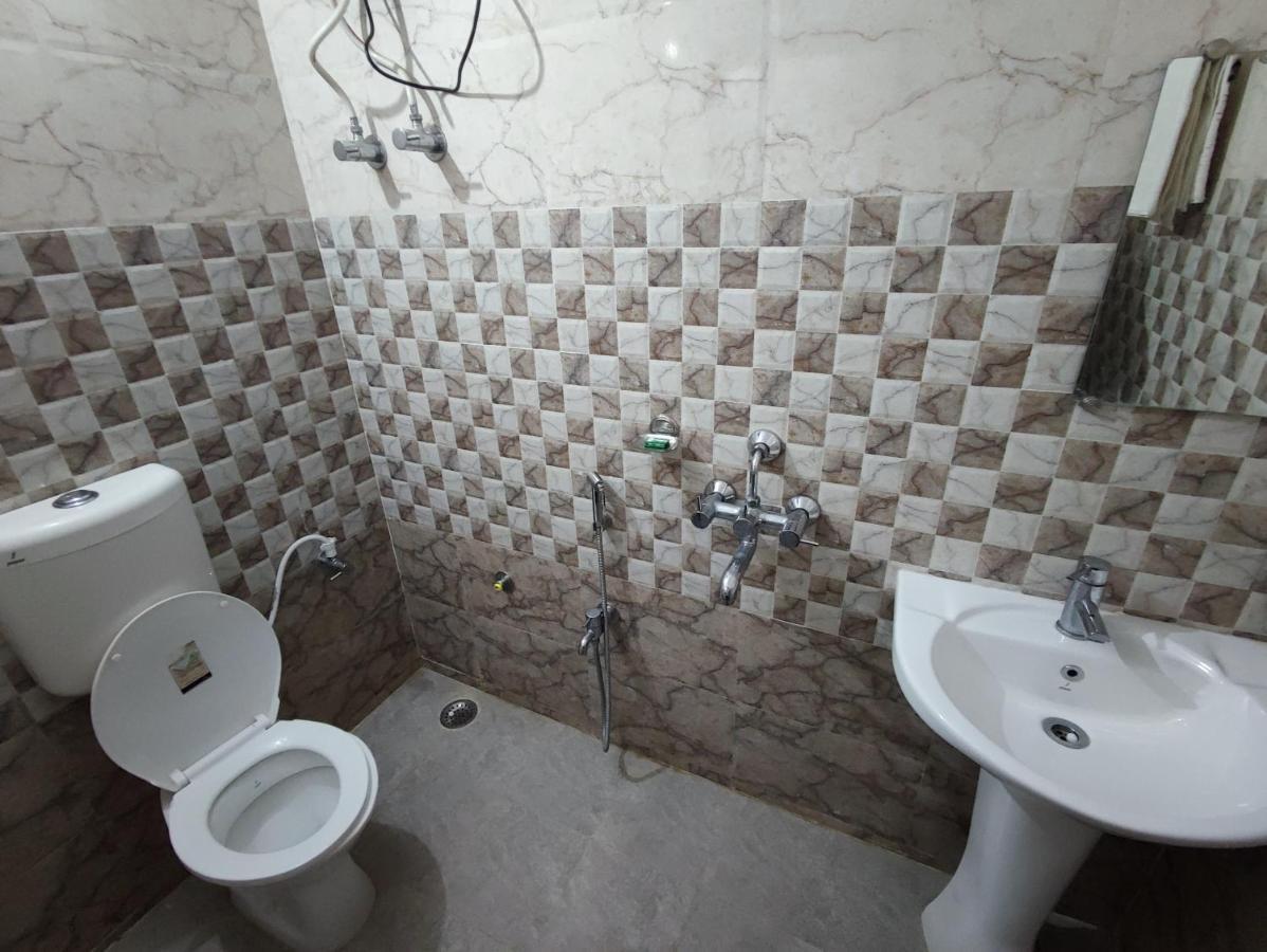 Hotel Kanha Shyam Madhubani Exteriér fotografie